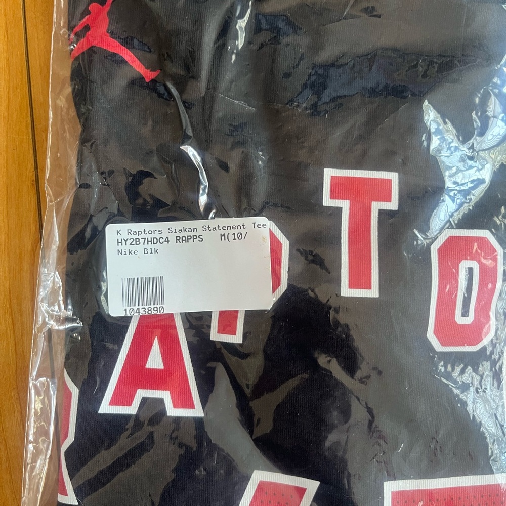 NWT Nike NBA kids Toronto Raptors M 10-12 - Picture 3 of 8